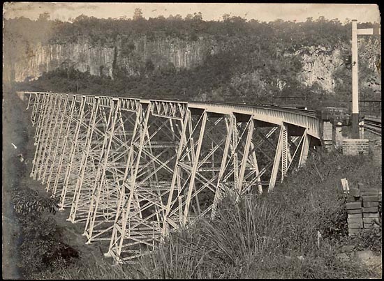 ဖိုင်:Gokteik bridge.jpg