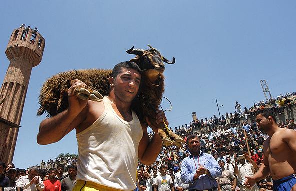 پرونده:Tapurian wrestler.jpg