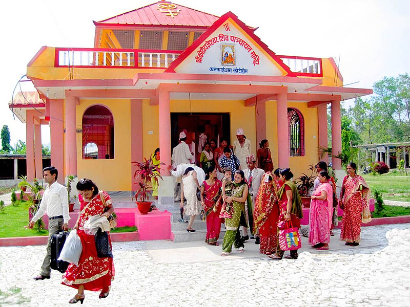 चित्र:Renovated Kankai Dham Kotihom temple.jpg