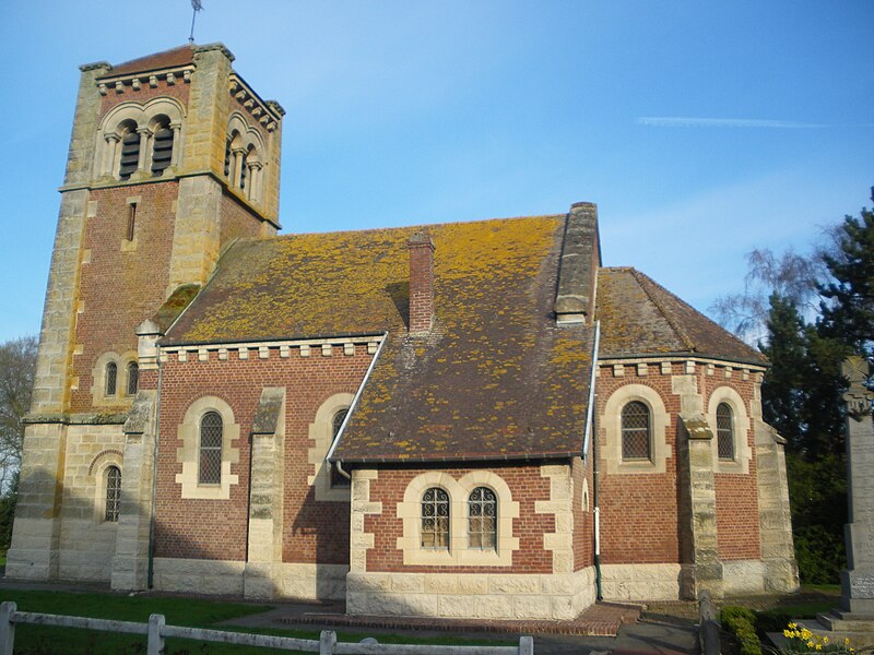 Fichier:Eglise de Béhagnies - 2.JPG