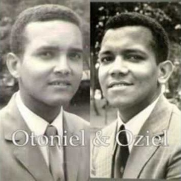 Ficheiro:Dupla Otoniel e Oziel.jpg