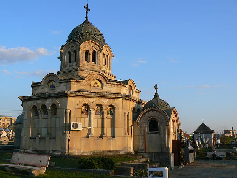 Fișier:Capela „Sf. Maria” din cimitirul Sineasca, Craiova, Dolj.JPG