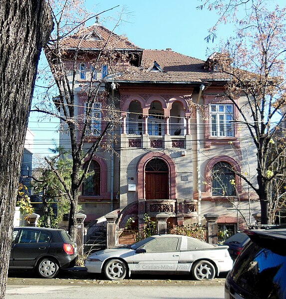 Fișier:Vila Bucuresti Str. dr. Lister 29 sector 5 cod LMI B-II-m-B-19055.jpg