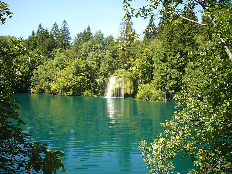 Fișier:Plitvice003.jpg