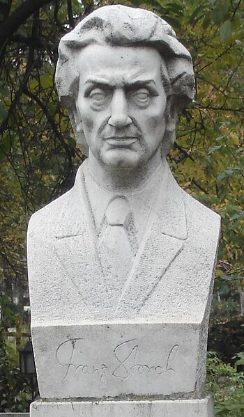 Fișier:Franz Storch bust.jpg