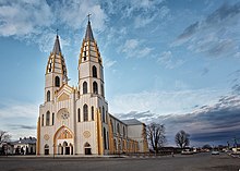 Biserica romano-catolică cu hramul „Coborârea Sfântului Duh” din Adjudeni.