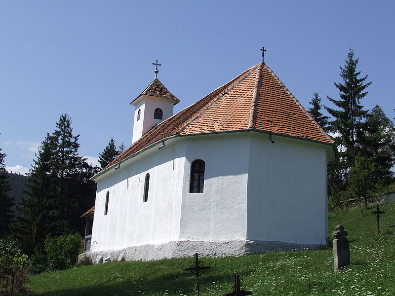 Fișier:Biserica de lemn din Sandominic08.JPG