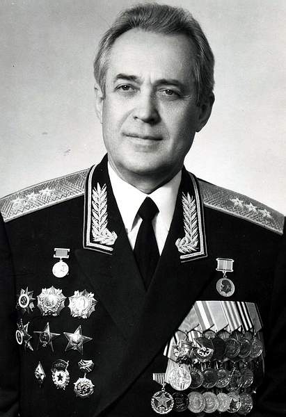 Файл:Лебедев Валентин Яковлевич (1923-2008).jpg