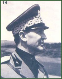 Дино Альфиери в форме генерала фашистской милиции