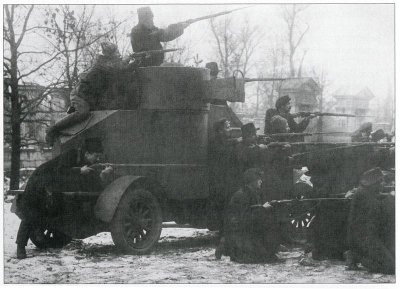 Файл:Броневик Лейтенант Шмидт. Петроград, 25 окт. 1917.jpg