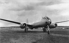Опытный образец бомбардировщика 140 на испытаниях. Аэродром Тёплый Стан, 1949 год.