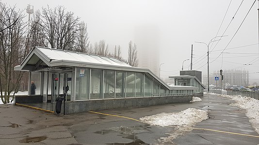 выход станции со стороны Ипподрома