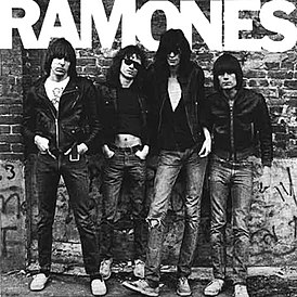 Обложка альбома Ramones «Ramones» (1976)