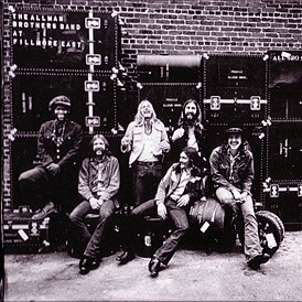 Обложка альбома The Allman Brothers Band «At Fillmore East» (1971)