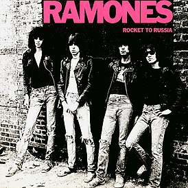 Обложка альбома Ramones «Rocket to Russia» (1977)