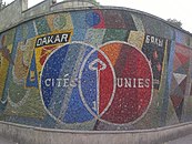 Мозаика на площади Дакара в Баку 2.jpg