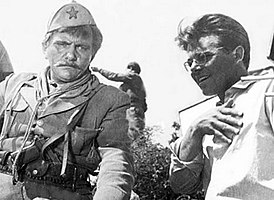 На съёмках фильма «Фуртуна». Режиссёры Юрий Озеров и Кристач Дамо (справа). 1959 г.