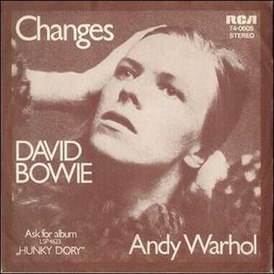 Обложка сингла Дэвида Боуи «Changes» (1972)