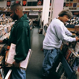Обложка альбома DJ Shadow «Endtroducing.....» (1996)