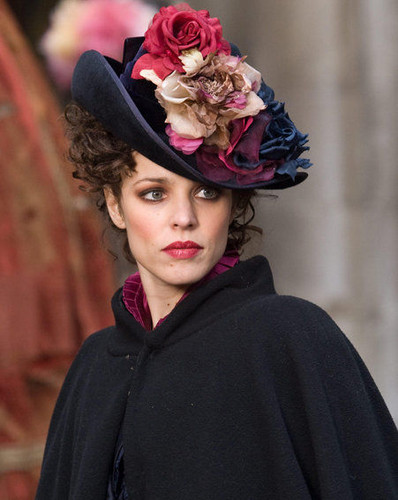 Datoteka:McAdams Irene Adler.jpg