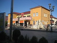 Skeda:200px-Teatri Gjilan 500x375.jpg