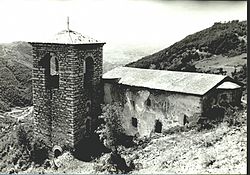 Grob Sime A. Igumanova u porti Manastira Svetog Marka Koriškog, iznad sela Koriše, kod Prizrena