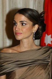 Faili:Queen Rania jpdWashin.jpg