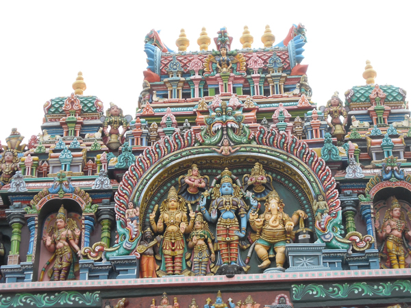 దస్త్రం:Tirupparankundram temple madurai.jpg