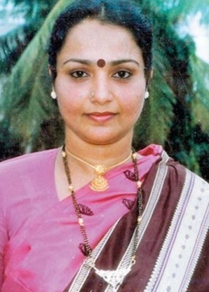 దస్త్రం:Anitha charecter actress.jpg