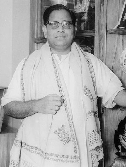 దస్త్రం:Ghantasala.jpg