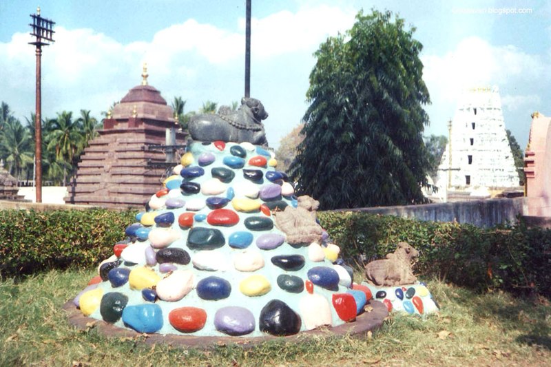 దస్త్రం:Mallikarjuna Temple - Srisailam.jpg