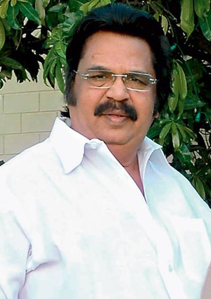 దస్త్రం:Dasari Narayana Rao.jpg