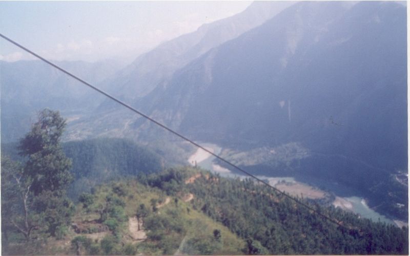 దస్త్రం:Rope way to manokamani at nepal.JPG