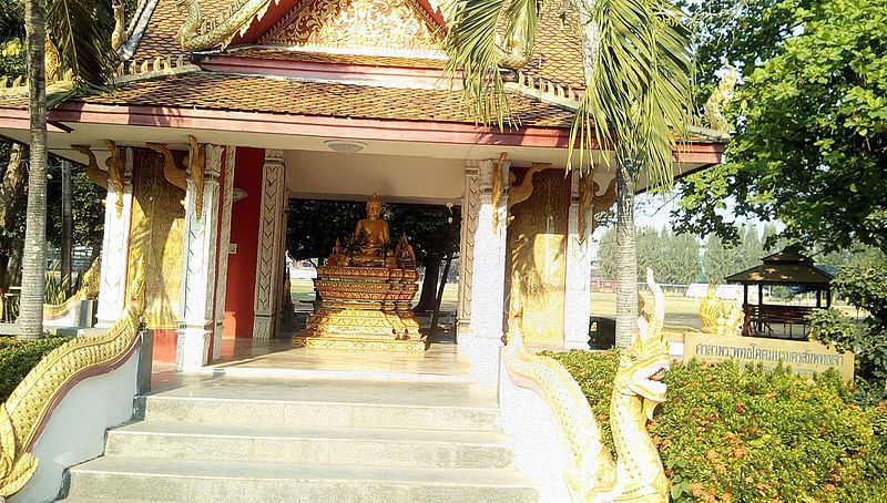 ไฟล์:Buddha statue CKK.jpg