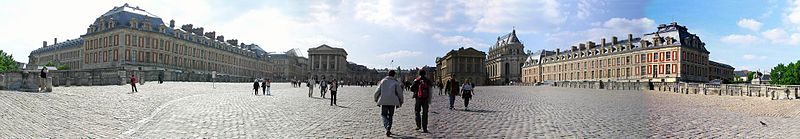 ไฟล์:Versailles-pano1.jpg