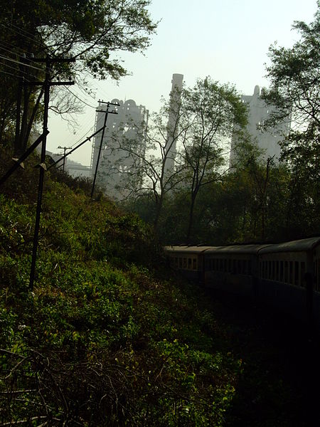 ไฟล์:Place DongPhyaklangPass.jpg