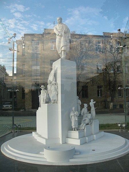 Файл:Мінікопія пам'ятник Щевченку.jpg