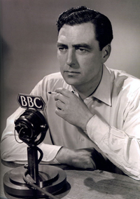 فائل:John Arlott in a post-war posed BBC shot.jpg
