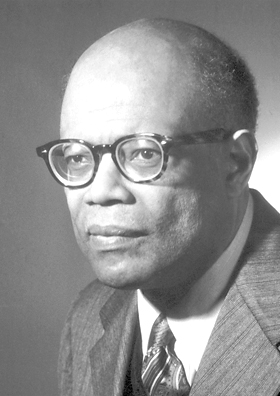 Fáìlì:Arthur Lewis (Nobel photo).jpg