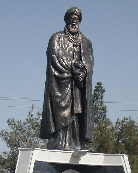 پرونده:Sheik Ahmad Jami statue in Torbat-e Jam.jpg