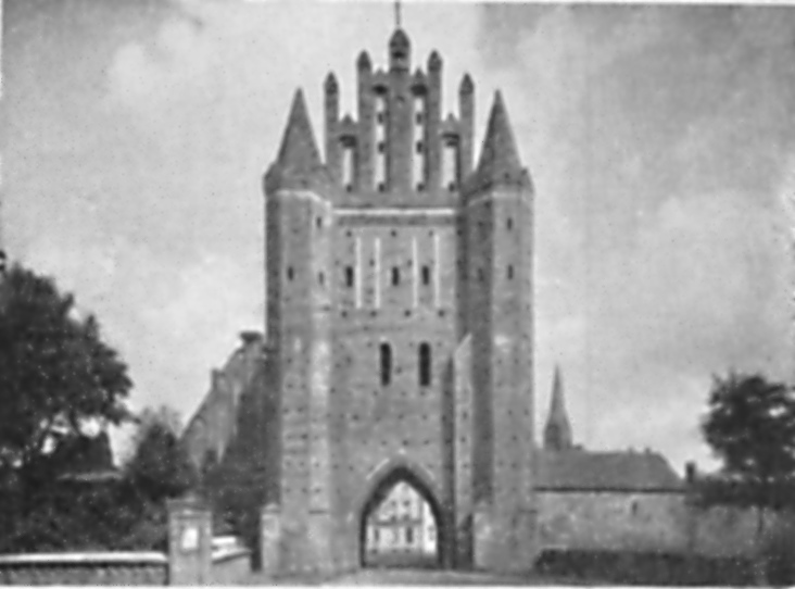 Datei:Neubrandenburger Tor MBL1932.jpg