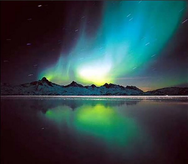 File:White Aqua Aurora Finland.jpg