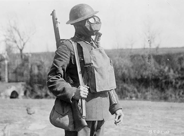 File:Gas.Mask.Soldier.jpeg