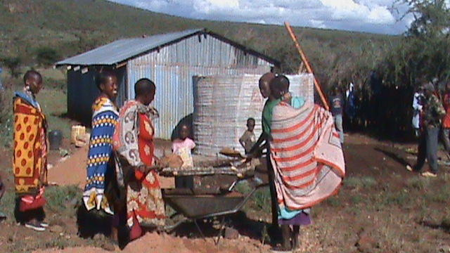 File:Kenya Kajiado, Household Rainwater Tanks.jpg