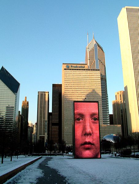 File:Millenium Park film statue.jpg