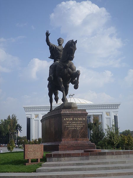 Файл:Monument to Amir Temur 15-10.JPG