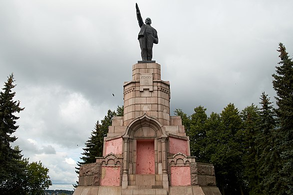 258. Памятник В.И. Ленину, Кострома Автор — Гудкова Наталья