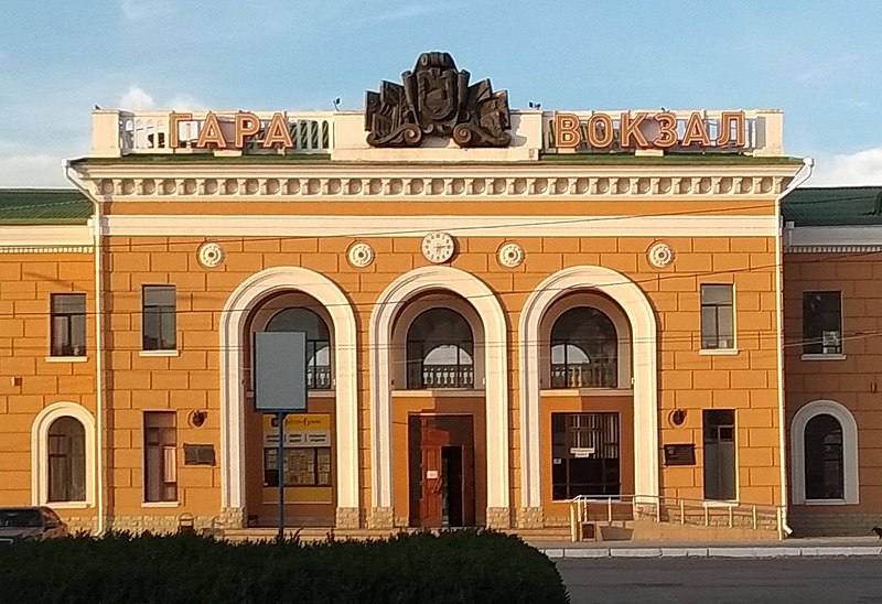 Файл:Train-station Tiraspol.jpg