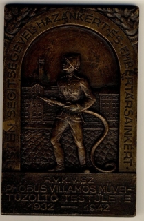 Fájl:Fehér József (1909 Zsolna - ), R.V.K.SZ. Phöbus Villamos Művei Tűzoltó Testülete 1932-1942 eo.ö.br. plakett 164X107 mm.jpg
