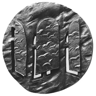 Fájl:B. laborcz flóra, Madárablak, 2000, bronz, 130 mm.jpg